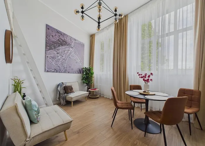 1-bedroom Old Town Next To Tram Tracks * Riga