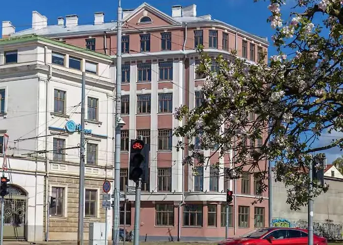 Dzīvoklis 1-bedroom Old Town Next To Tram Tracks